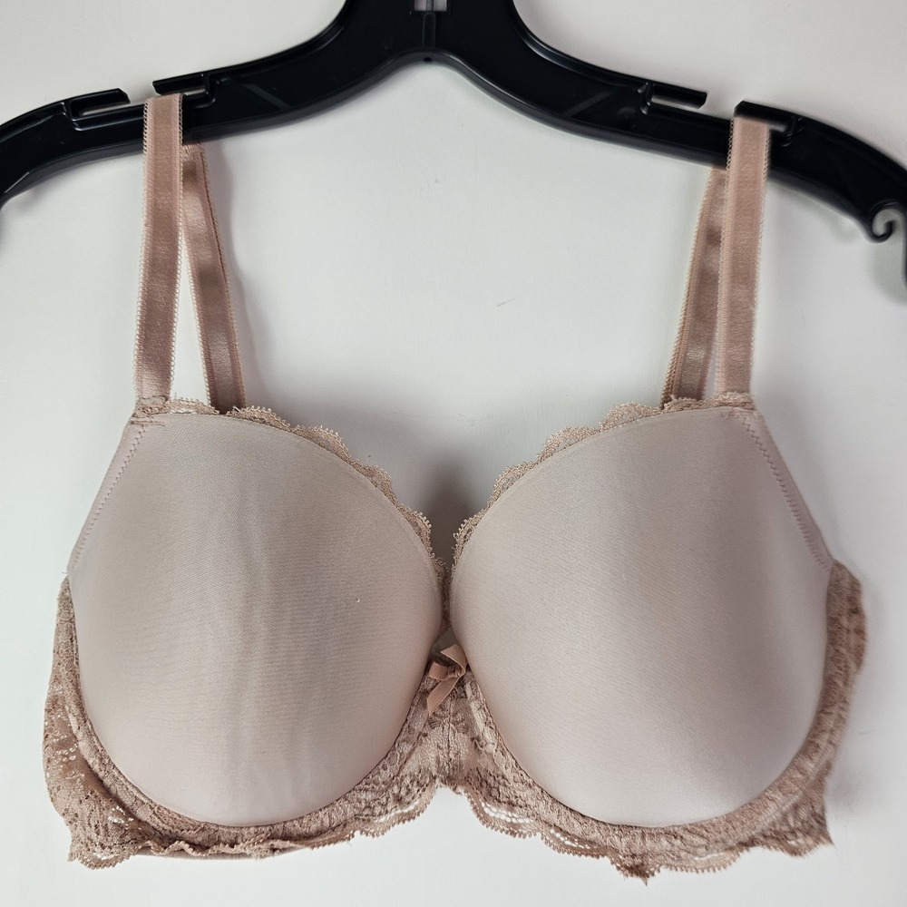 Victoria's Secret Dream Angels 32DDD Lined Demi Bra Beige Lace Trim Romantic